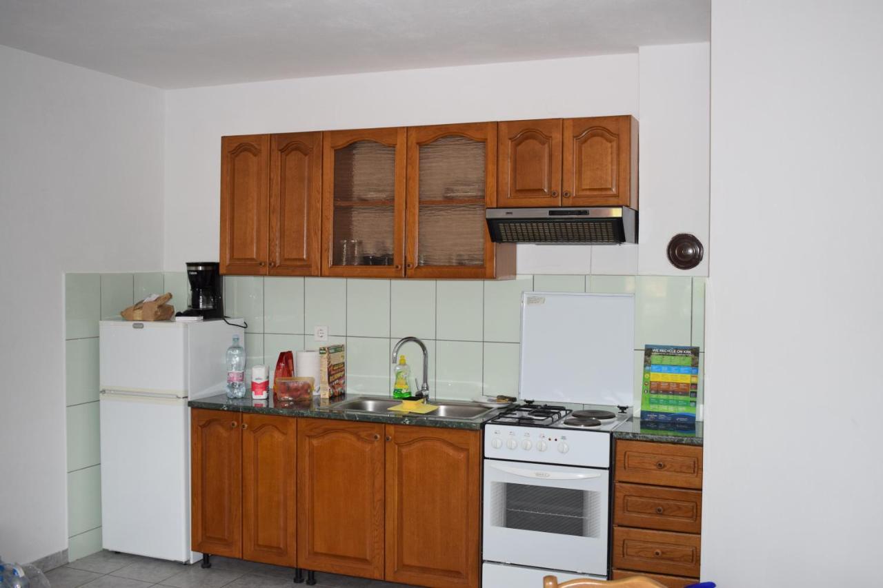 Apartments Malinska-Kajkic Εξωτερικό φωτογραφία