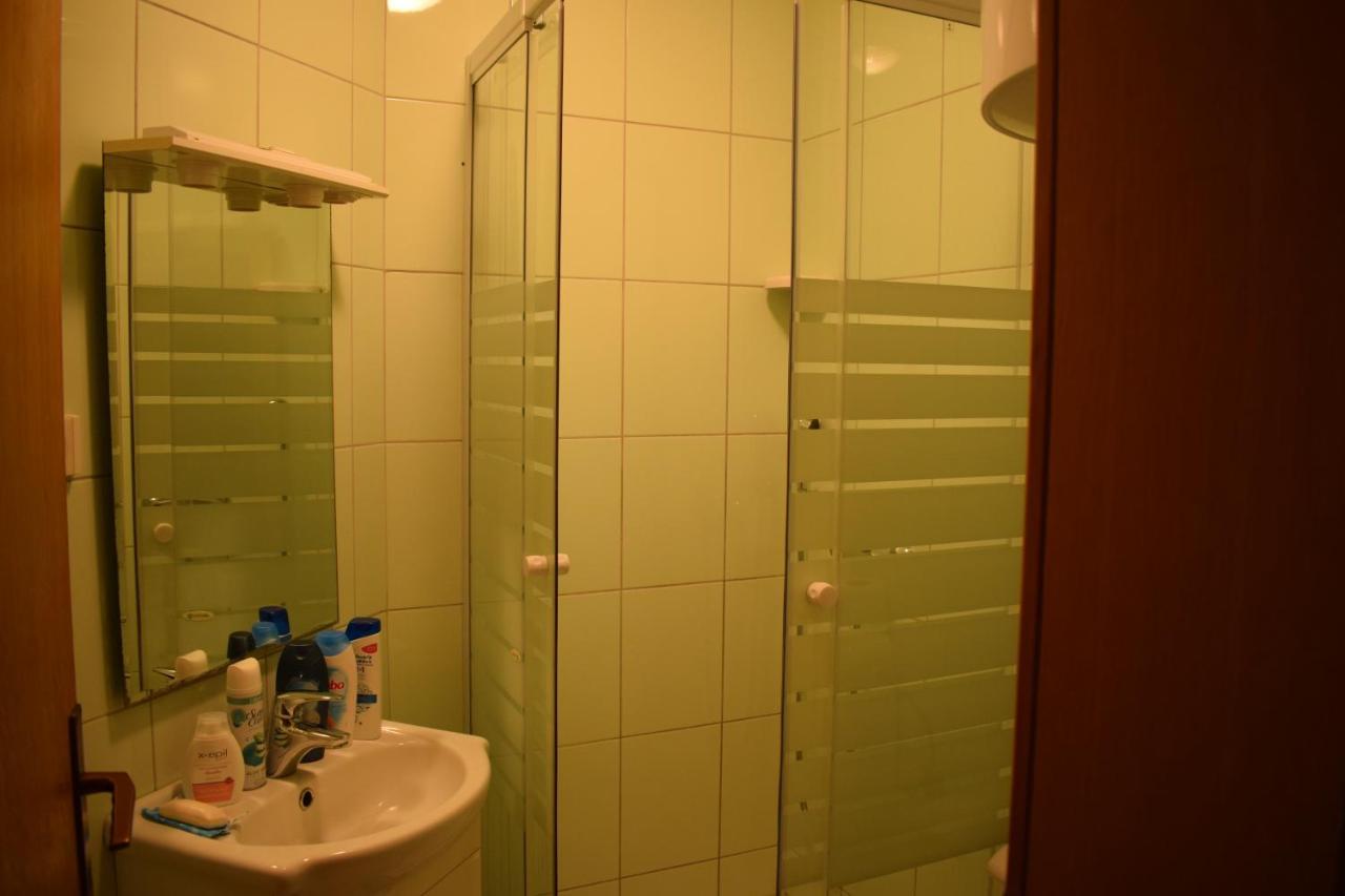 Apartments Malinska-Kajkic Εξωτερικό φωτογραφία